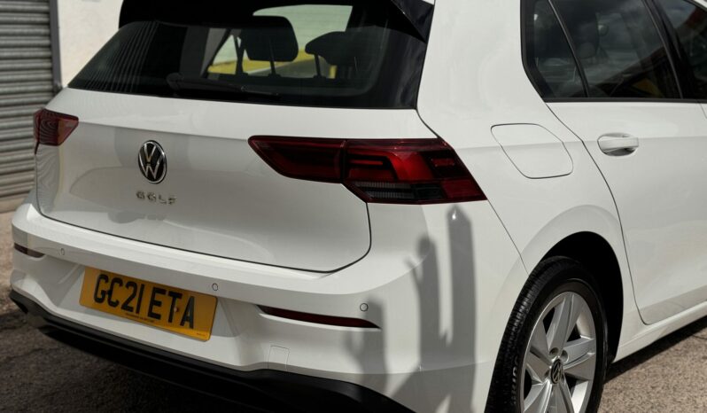 21 Plate Volkswagen Golf 1.5 TSI Life Euro 6 (s/s) 5dr Hatch full